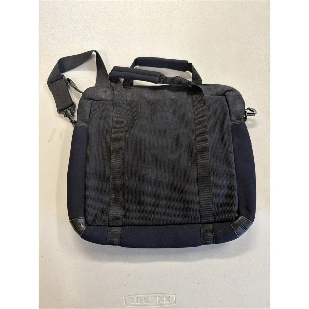 Targus Black Urban Slip Bag for Notebook PCs up to 15